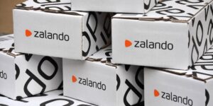 Zalando pl kod rabatowy SUMMEREXTRA zniżka minus 50 PLN wyprzedaż sezonowa lato 2026 moda ubrania buty damskie męskie minimalna kwota zamówienia 300 PLN darmowa dostawa okazja