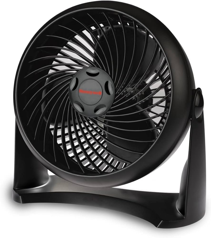 Czarny wentylator biurkowy Honeywell TurboForce HT900 cichy cyrkulator powietrza 3 prędkości Amazon promocja darmowa dostawa Prime tanio chłodzenie na lato
