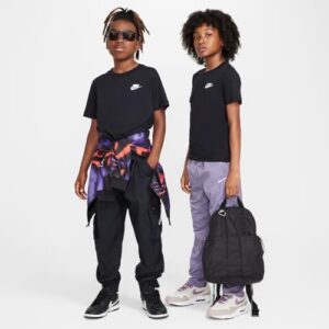 Dziecięca koszulka Nike Sportswear uniseks 100% bawełna haftowane logo Futura wyprzedaż Amazon darmowa dostawa Prime tania odzież sportowa dla dzieci